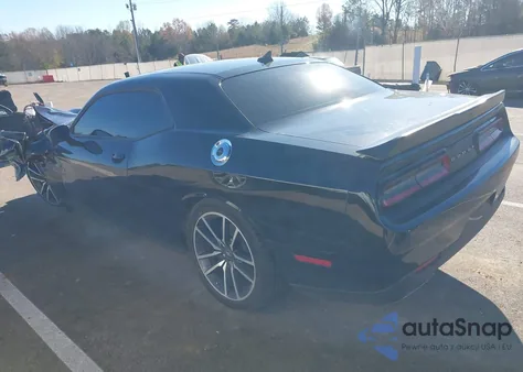 2023 Dodge Challenger R/T z USA, uszkodzony, nr VIN 2C3CDZBT3PH642073